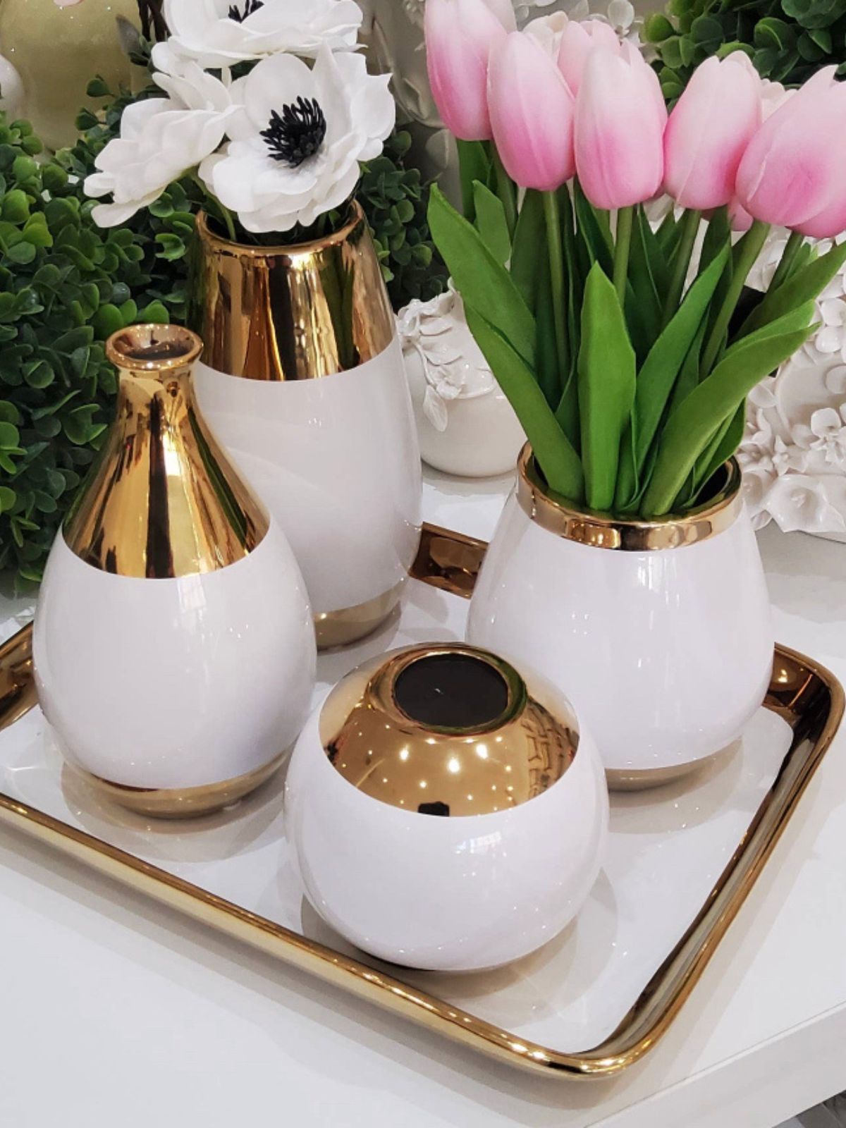 Fior Collection of White and Gold Ceramic Decorative Vases, Trays and Diffusers- KYA Home Decor.