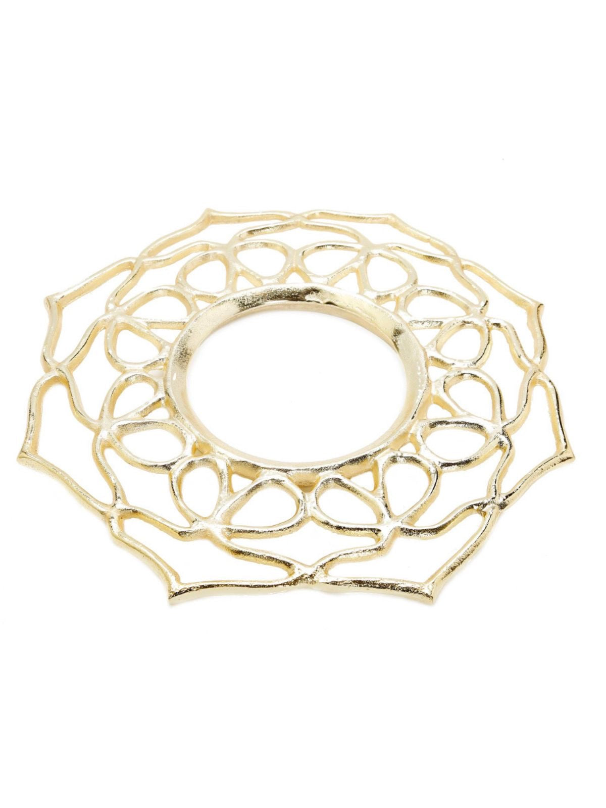 This 15.5D gold charger is completed with a fine gold brass iron mesh design to promote a sense of elegance on a rather understated piece. Sold by KYA Home Decor