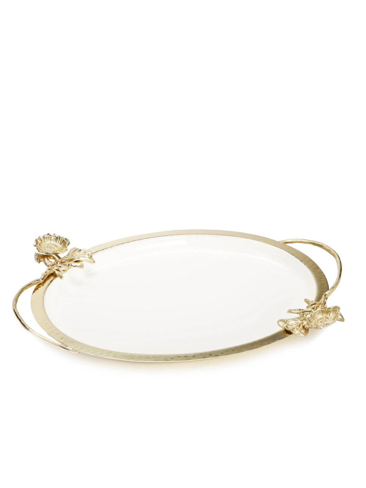 The modern elegance of this white tray with flower detail makes it the ideal décor for a finely designed table. It is crafted from quality materials and is meticulously sculpted by professional artisans.