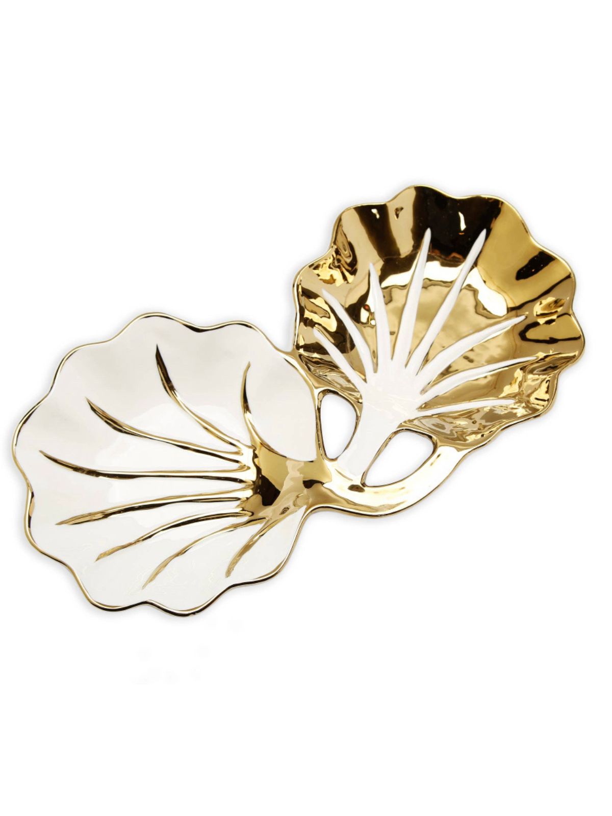 This 2 cluster bowl can be used as a table topper fill them with some chocolate, candies, or confectionaries, or just as a centerpiece bowl decorating your living area. 