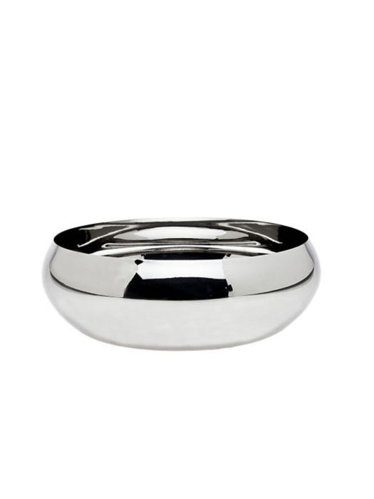This stylish 6in stainless steel serving bowl has sleek curves giving this dish a modern look while the smooth silver creates a seamless finish to the eye. Sold by KYA Home Decor