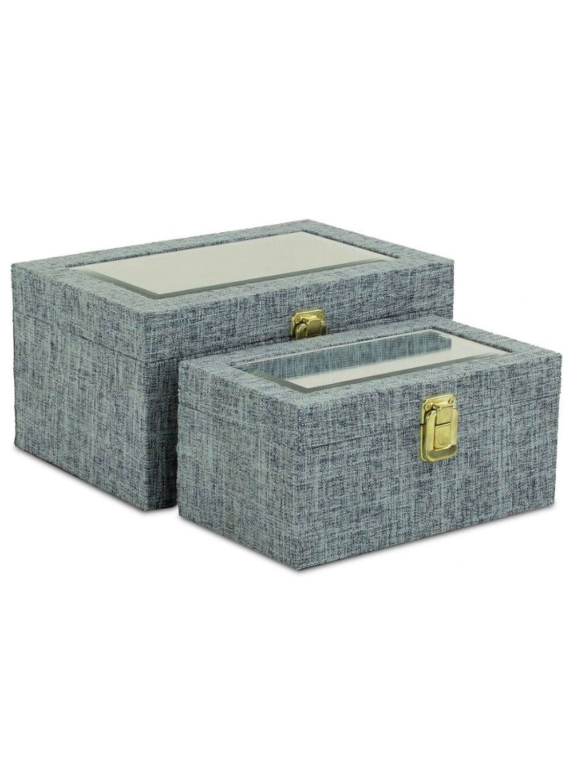 Enhance your living space with a piece that doubles as functional and stylish. The Isola Di Canter Linen two-piece box set highlights a classy fabric overlay that is both modern and clean. 