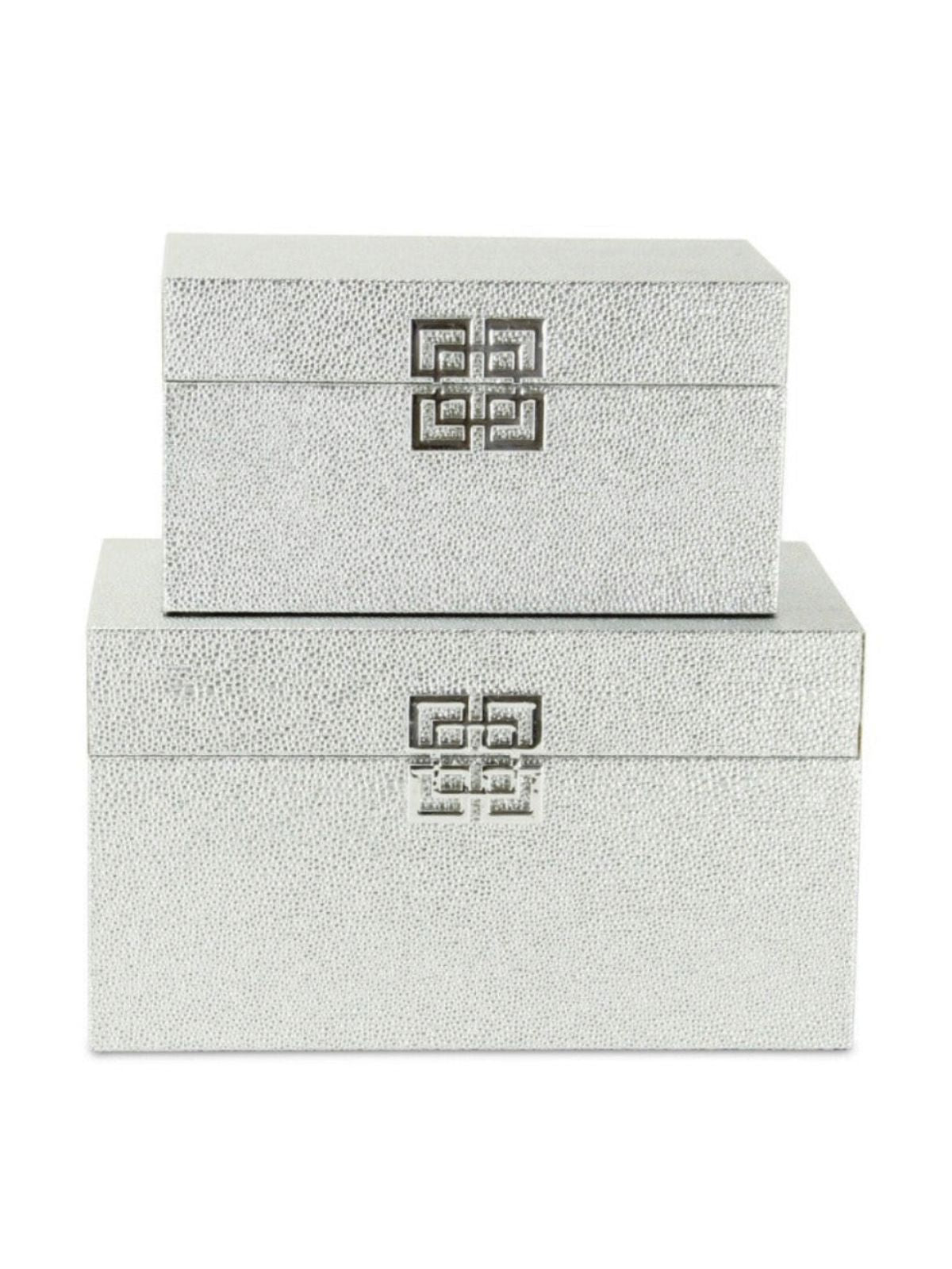 Keepsake boxes have provided a unique elegant touch to many spaces. Perfect for storing treasured items, they provide an eye-catching and warm look. The Doppia Felicita Box Set features a silver shagreen body with a Happiness symbolic front handle!