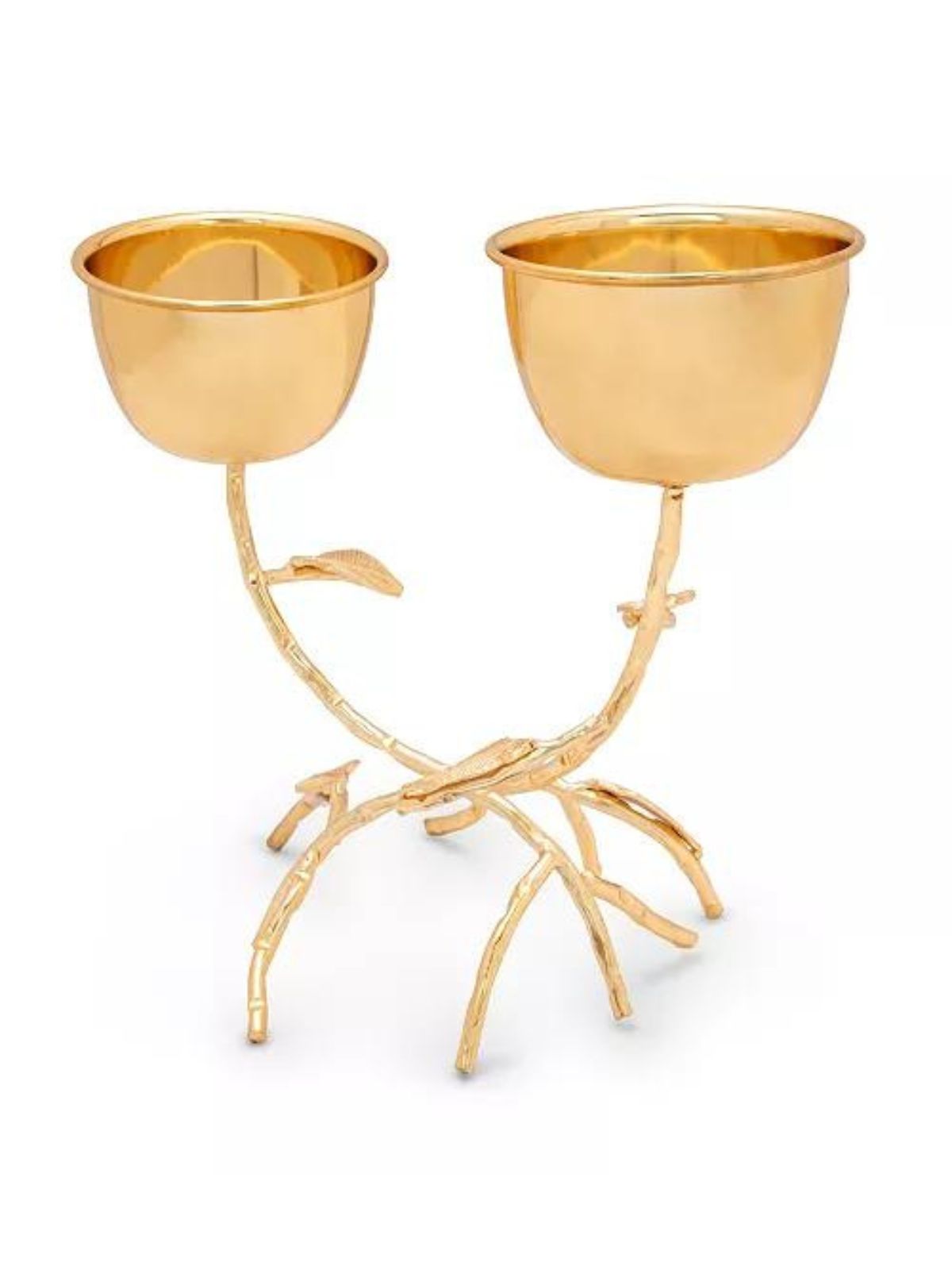 This 13.75in 2 branch dish was created from fine stainless steel and decorated with a branch and leaf design. The versatile branch adds a bold presence to any table top decor. Sold by KYA Home Decor